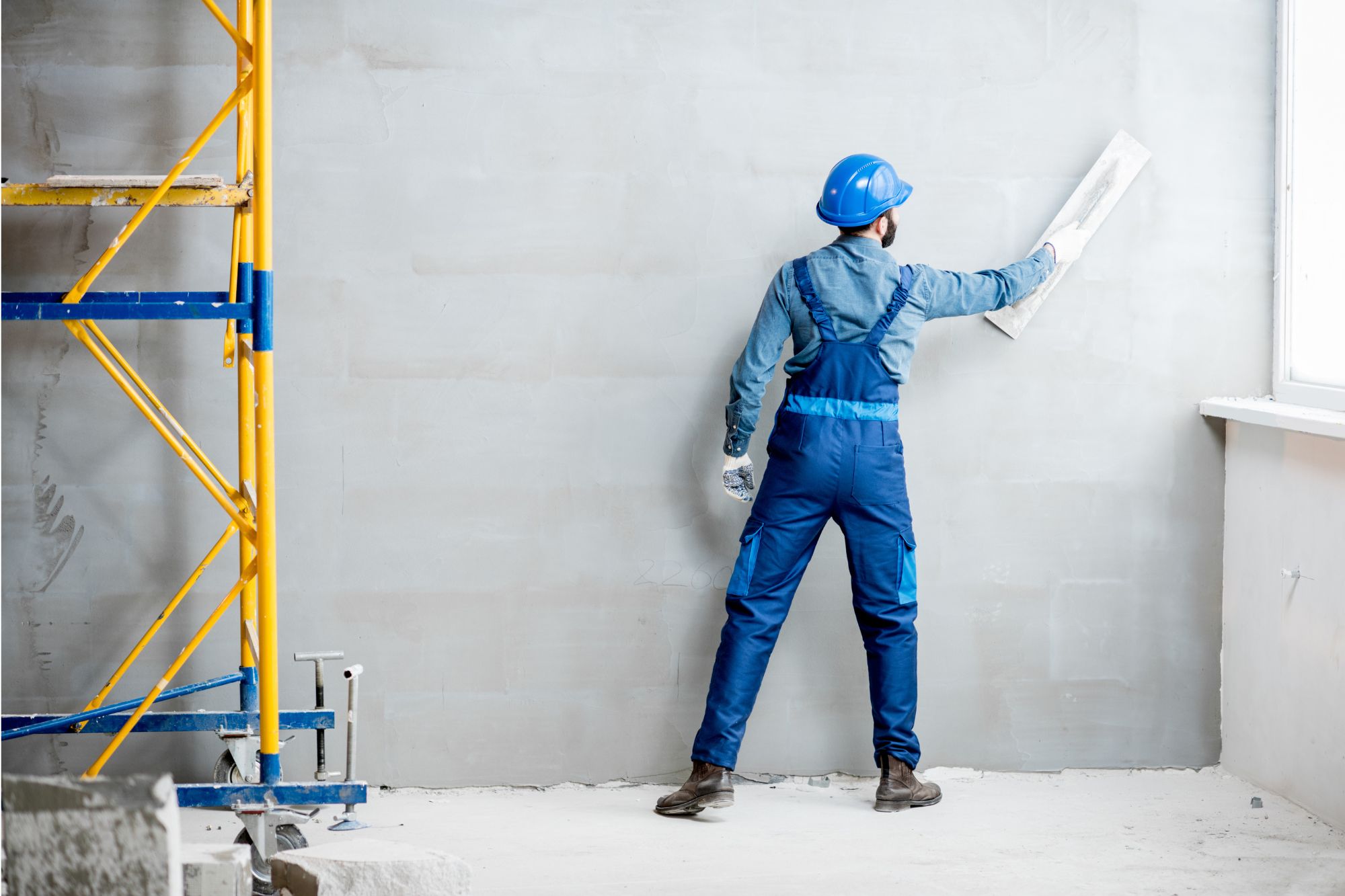Chez Toit et Habitat, nous mettons notre expertise en crépi mural au service de vos projets, qu’ils concernent l’intérieur ou l’extérieur de votre habitation.